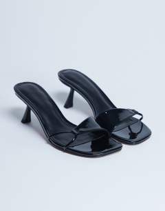 Ily patent heeled mule in black