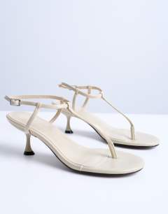 Imani toe thong mid heel in off white