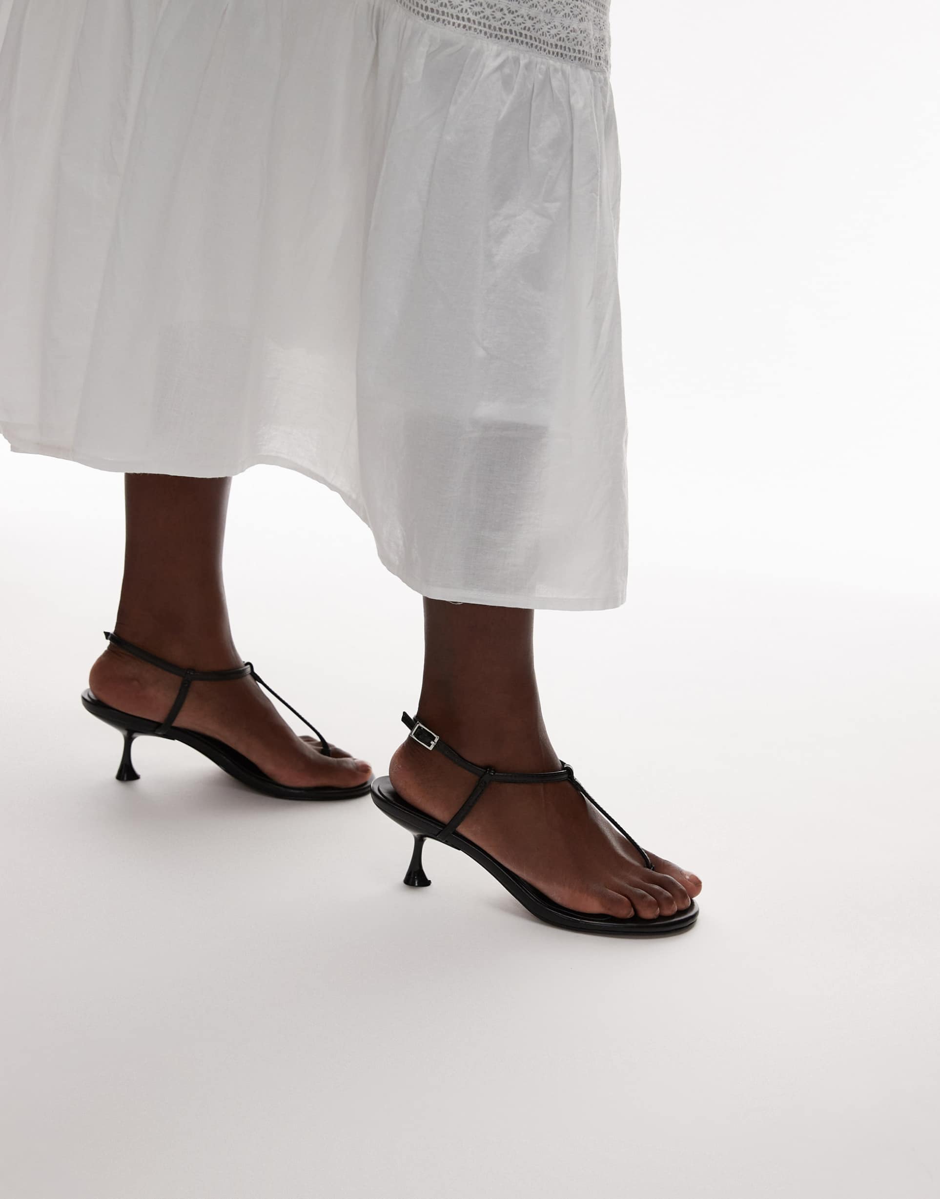 topshop imani toe thong mid heel sandals in black