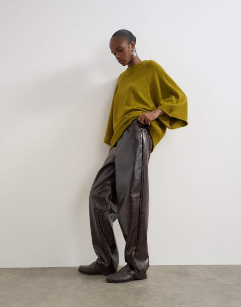 Topshop imitatieleren barrelbroek met krokodillenprint in chocoladebruin - view 1