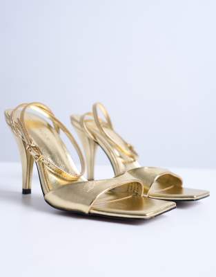 Topshop - Immy - Sandalen in Gold mit konischem Absatz-Goldfarben