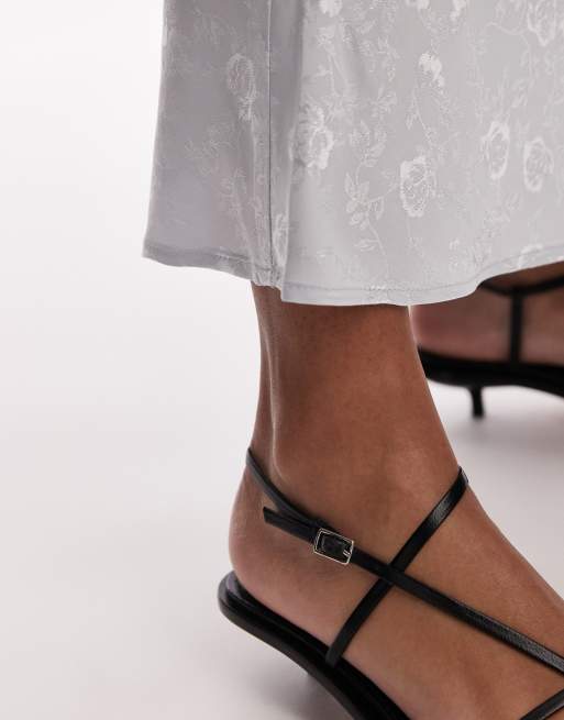 Topshop Inaya premium leather strappy kitten heel sandals in black, 2 of 4