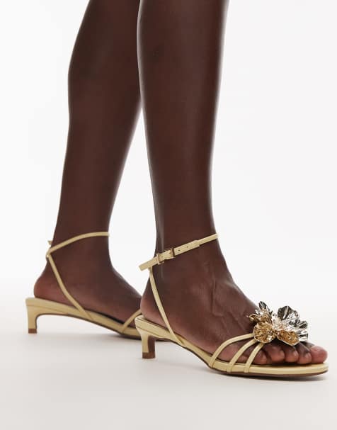 Topshop - Inaya - Sandalen met kitten hak en bandjes in geel met bloem met goudkleur - view 1