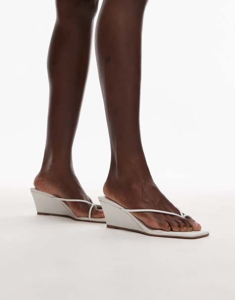Topshop – Indiana – Sandaletten in Weiß mit Keilabsatz - view 1