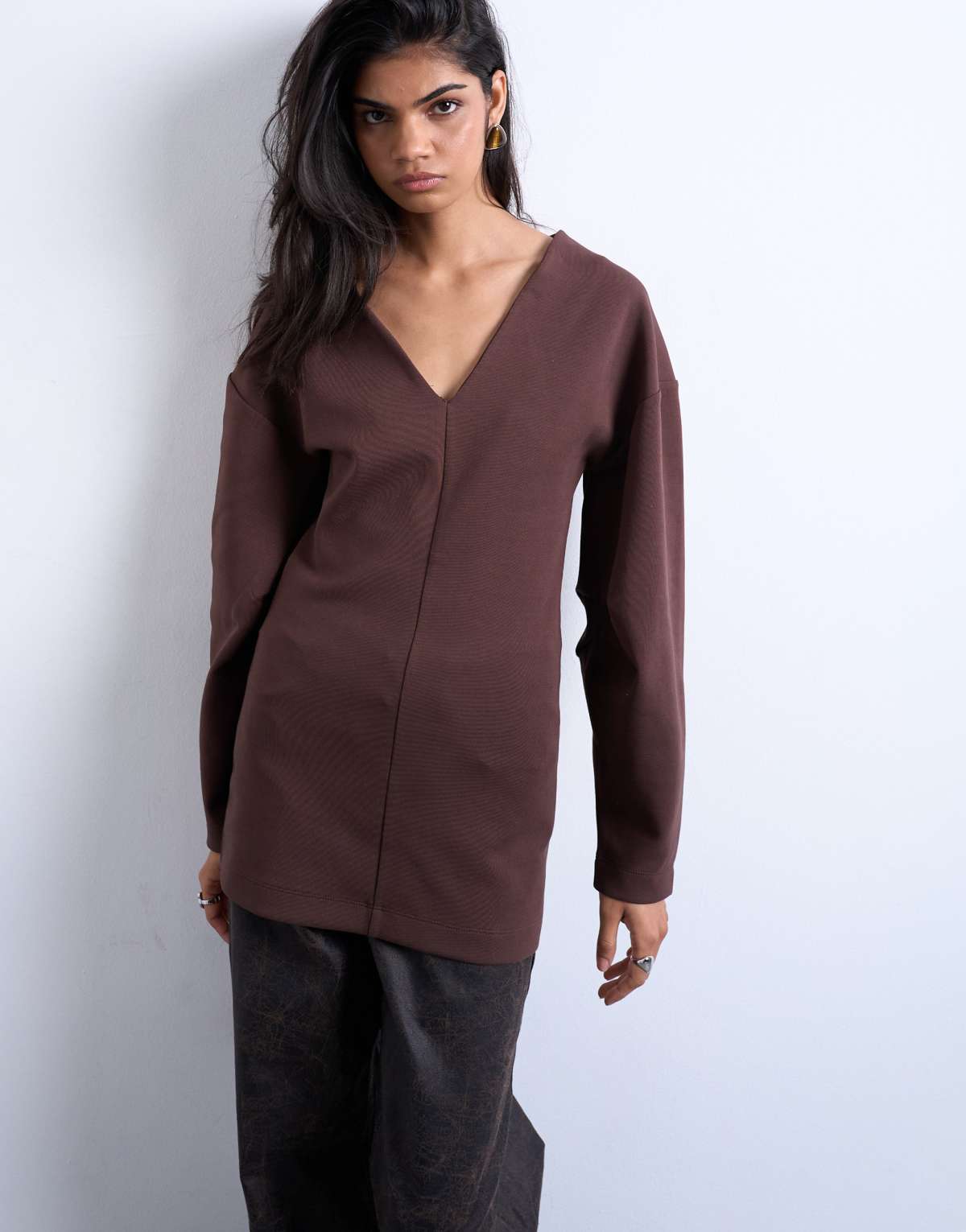 Topshop interlock v-neck banana sleeve tunic top in chocolate