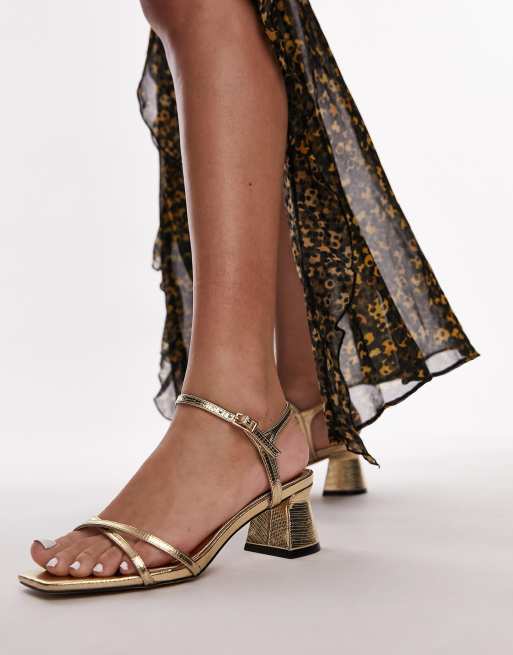 Topshop - Iona - Sandalen met blokhak en smalle bandjes in goud met hagedissenmotief