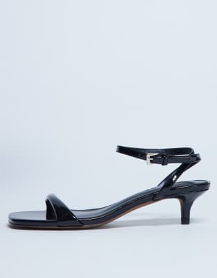 Topshop - Irene - Minimalistische Sandaletten in Schwarz mit mittelhohem Absatz