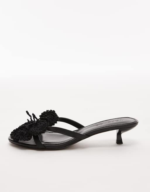 Topshop Ish kitten heeled sandals with knit flowers in black, 3 of 4