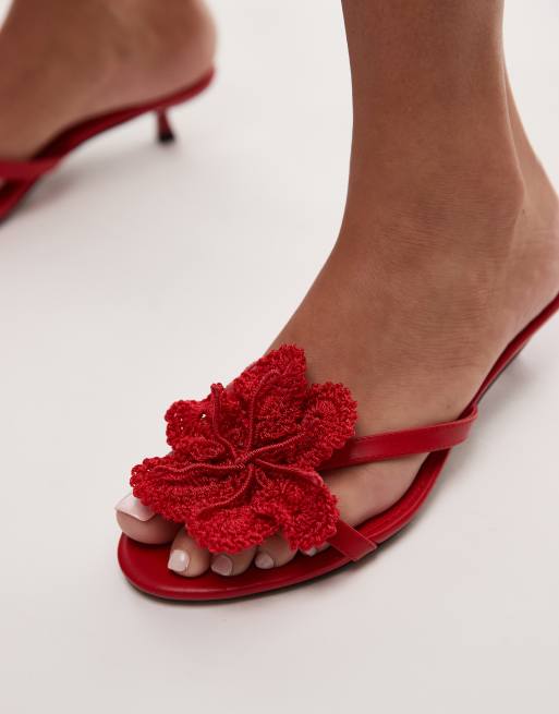 Topshop Ish kitten heeled sandals with knit flowers in red, 3 of 4