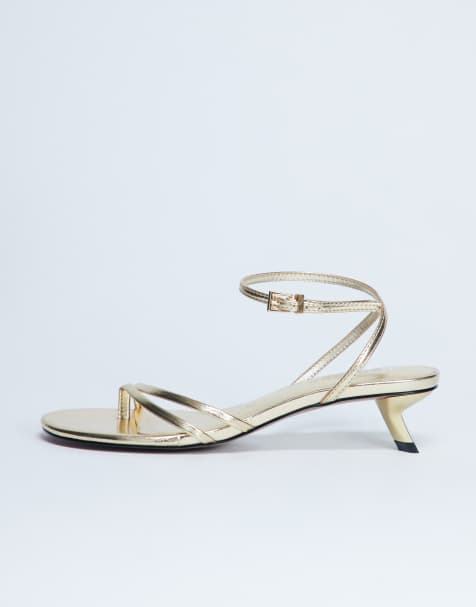 Topshop – Isme – Riemchen-Sandaletten in Gold mit Kitten-Absatz - view 1