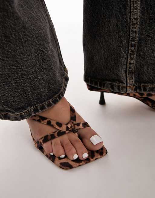Topshop - Issy - Sandaler med hæl og tåremme i leopardmønster, 2 af 4
