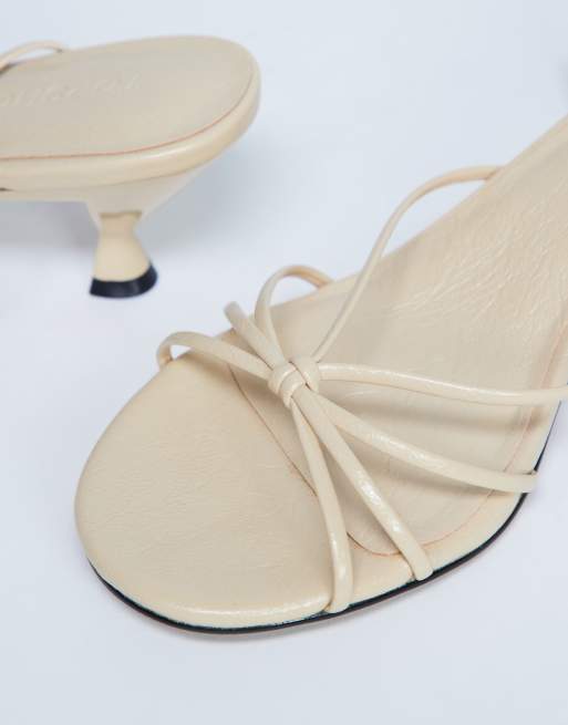 Topshop - Itzel - Sandales à talon mi-haut avec liens noués - Babeurre, 3 de 4