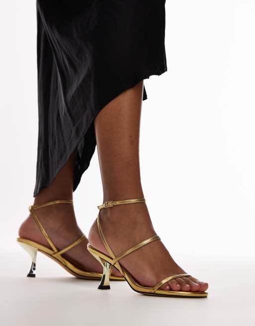 Topshop - Iva - Minimalistische sandalen met halfhoge hak en bandjes in goud