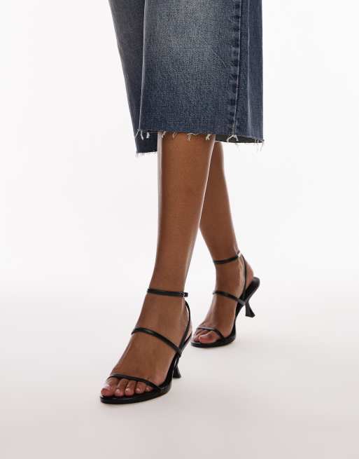 Topshop – Iva – Schlichte Riemchensandalen in Schwarz mit mittelhohem Absatz