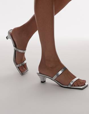 Серебристые шлепанцы на конусообразном каблуке от Topshop Izzy