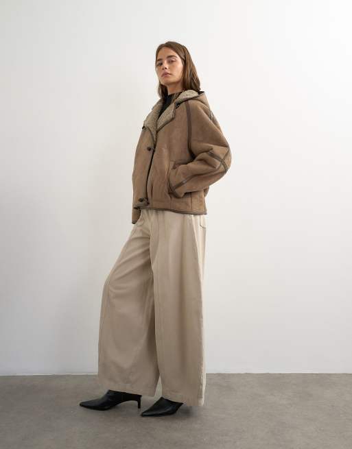 Topshop jacka med huva i shearling och toggleknäppning, brun, 3 av 4