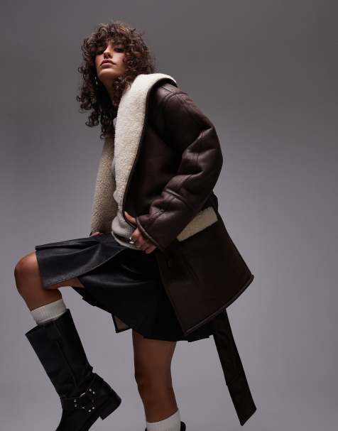 Topshop – Jacke aus Wildlederlederimitat in Braun und Cremeweiß mit Bindegürtel - view 1