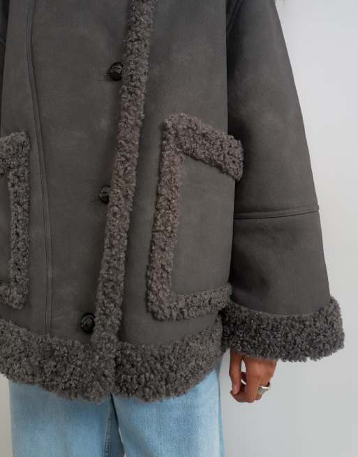 Topshop Jacke in Anthrazit mit Kunst-Shearling, 3 von 4