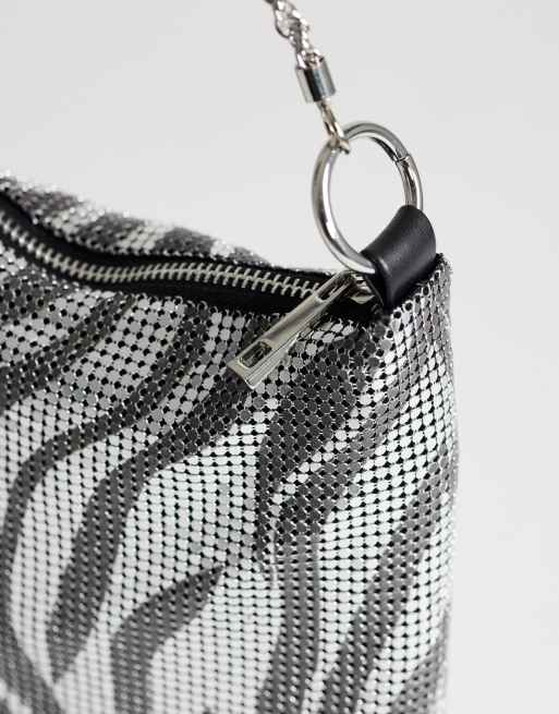 Topshop Jackson borsa piccola a spalla decorata in argento e grigio tiger, 3 di 4
