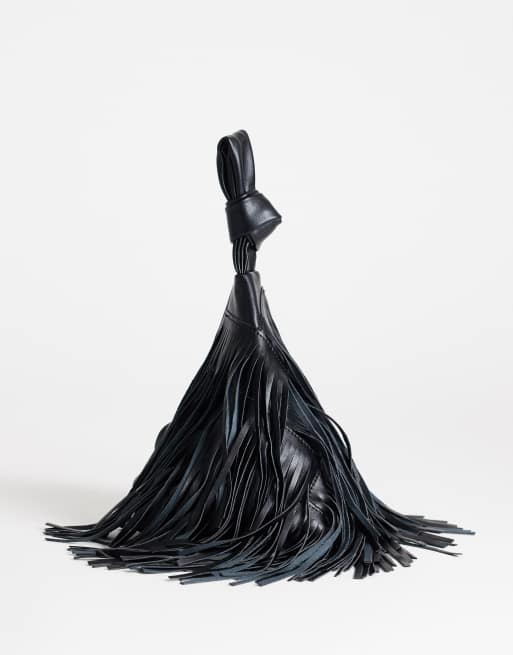 Topshop Jada small fringe wristlet grab bag in black, 4 of 4