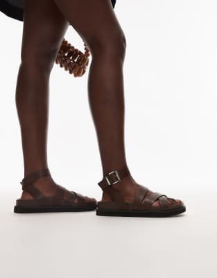 Topshop - Jady - Flache Sandalen in Schokobraun
