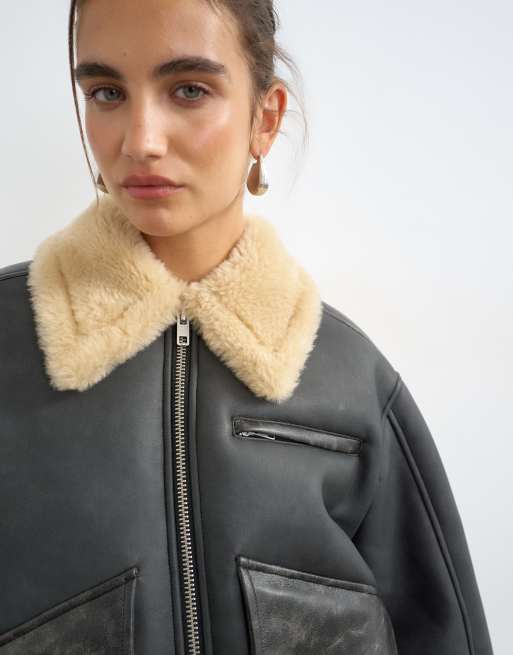 Topshop jakke i imiteret læder med bælte i sort og tan, 3 af 4