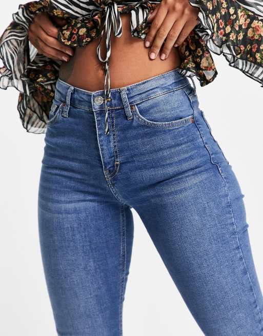Topshop Jamie flare jeans in mid blue , 3 of 4