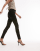 Thumbnail 2 van 5
