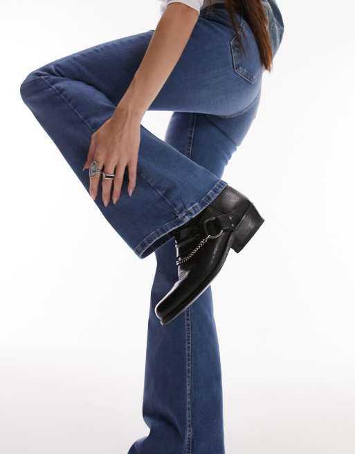 Topshop – Jamie – Schlagjeans in Mittelblau mit hohem Bund, 2 von 5