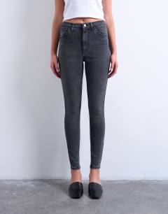 Jamie skinny high rise jean in washed black