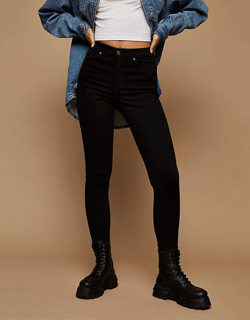 Topshop Jamie skinny jeans in black | ASOS