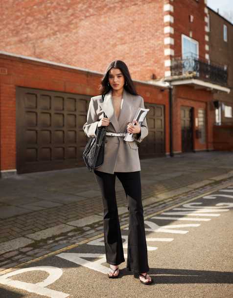 Topshop - Jamie - Sorte jeans med høj talje og svaj - view 1