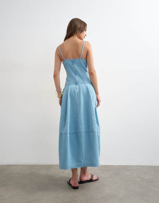 Topshop – Jasnoniebieska jeansowa sukienka maxi barrel, 4 z 4