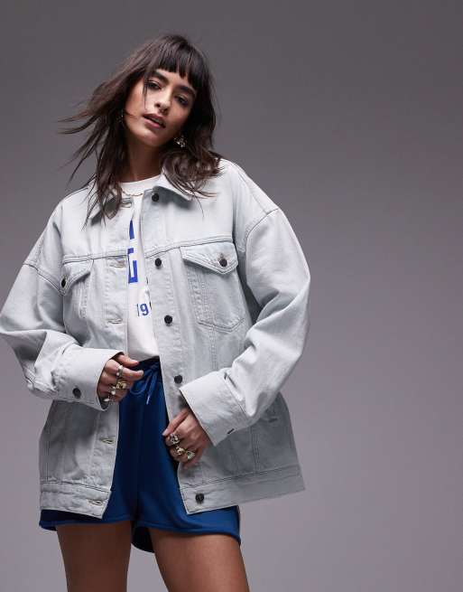 Topshop – Jasnoniebieska kurtka jeansowa o wydłużonym fasonie z balonowymi rękawami
