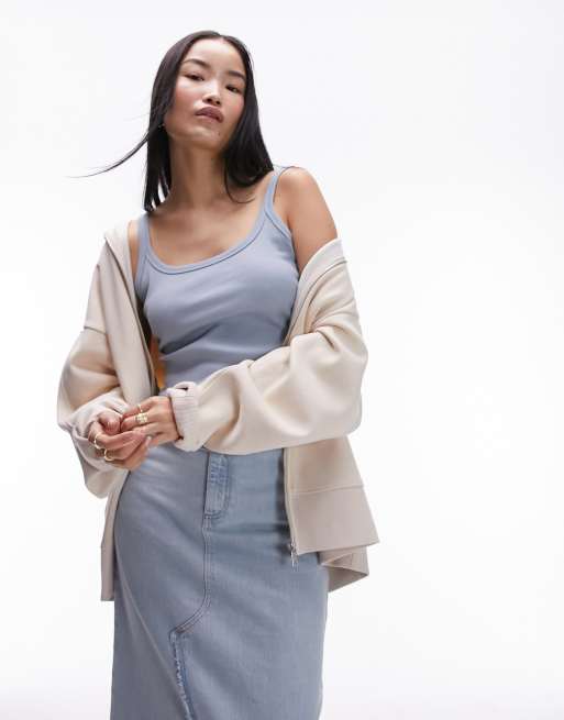 Topshop – Jasnoniebieski prążkowany podkoszulek na cienkich ramiączkach z dekoltem w kształcie litery U