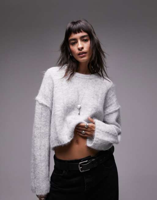 Topshop – Jasnoszary prążkowany sweter o krótkim fasonie z puszystej dzianiny
