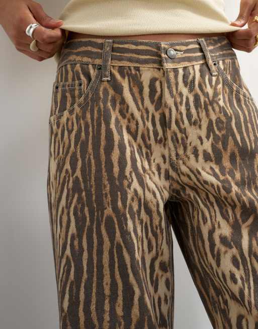 Topshop jean droit décontracté taille basse à imprimé léopard, 3 de 5