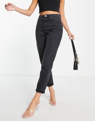 tenue jean mom noir