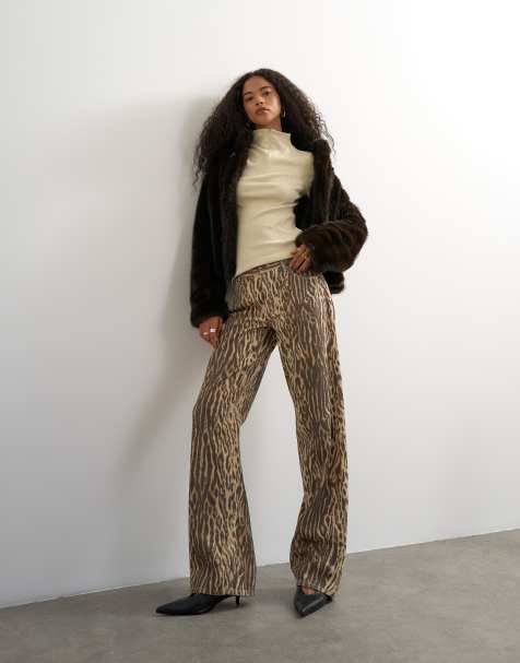 Topshop jeans Ember relaxed a vita bassa con gamba dritta e stampa leopardata - view 1