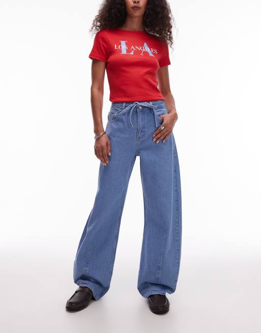 Topshop - Jeans met wijde ronde pijpen en hoge taille met strikceintuur in bleekwassing