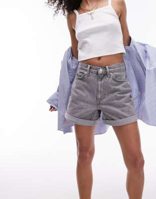 Thumbnail - Topshop - Jeans-Shorts in Grau mit umgeschlagenem Saum