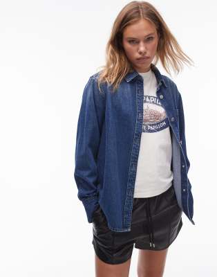 Topshop - Jeanshemd in Mittelblau mit Knöpfen