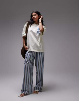 Topshop Jersey Oversized Back Graphic Chucks Restaurant T-shirt In White