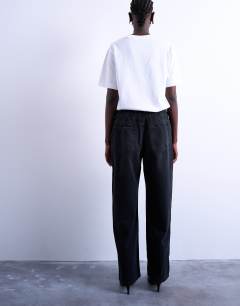 Model wearing Jogger jean with drawcord in washed black