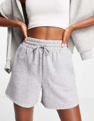 Topshop - Jogging-Shorts in Grau