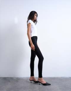 Model wearing Joni high rise super skinny jean in black