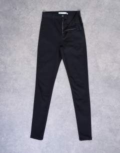 Model wearing Joni high rise super skinny jean in black