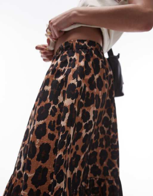 Topshop - Jupe en satin à motif animal - Neutre | ASOS