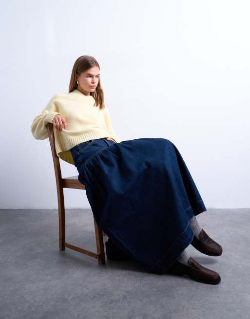 Topshop - Jupe mi-longue en jean à empiècement froncé - Bleu intense