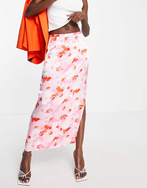 Topshop - Jupe mi-longue en satin fendue sur les côtés avec taille épurée - Rose et rouge